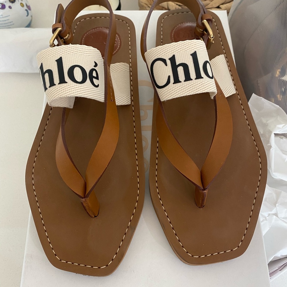 Chloe sandal